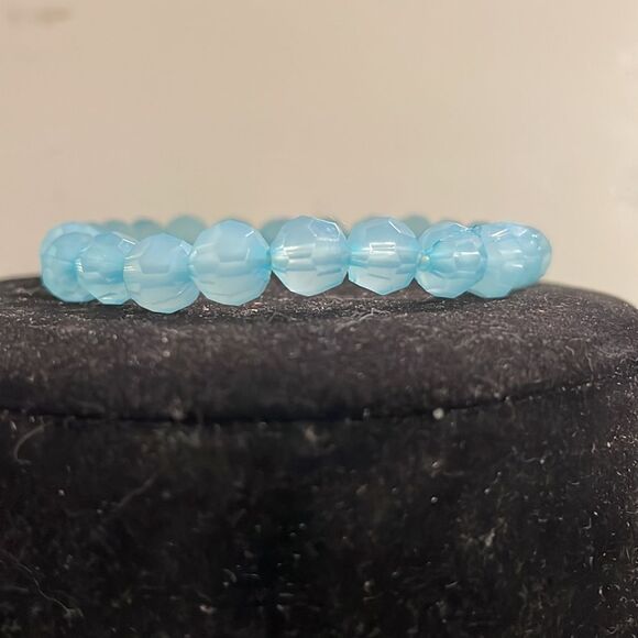 4” aquamarine colored beaded stretch bracelet - Picture 2 of 9